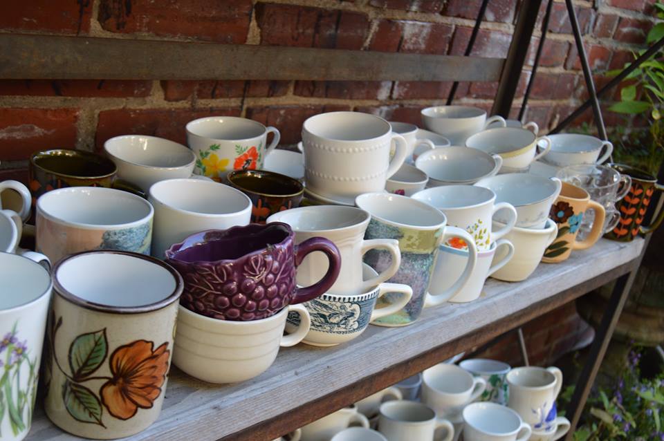 083a29teacups.jpg