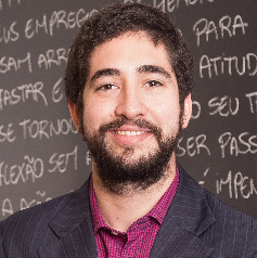 Henrique Girardi, ministrante
