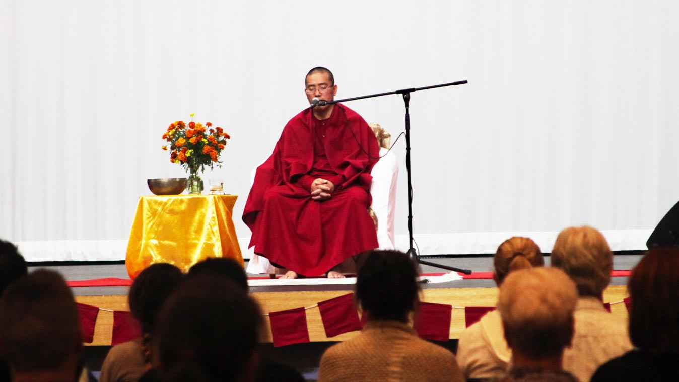 Sri Avinash guiding the Holistic Meditation