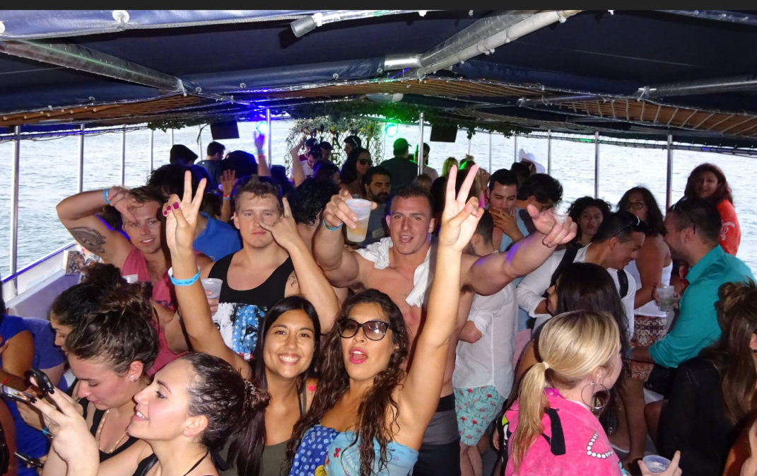 boatparty4.jpg