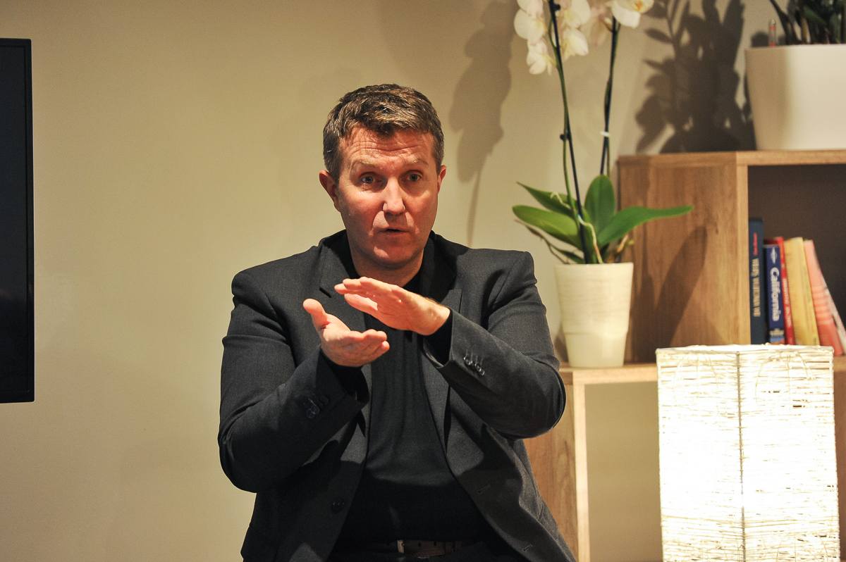 dr. Matej Tusak