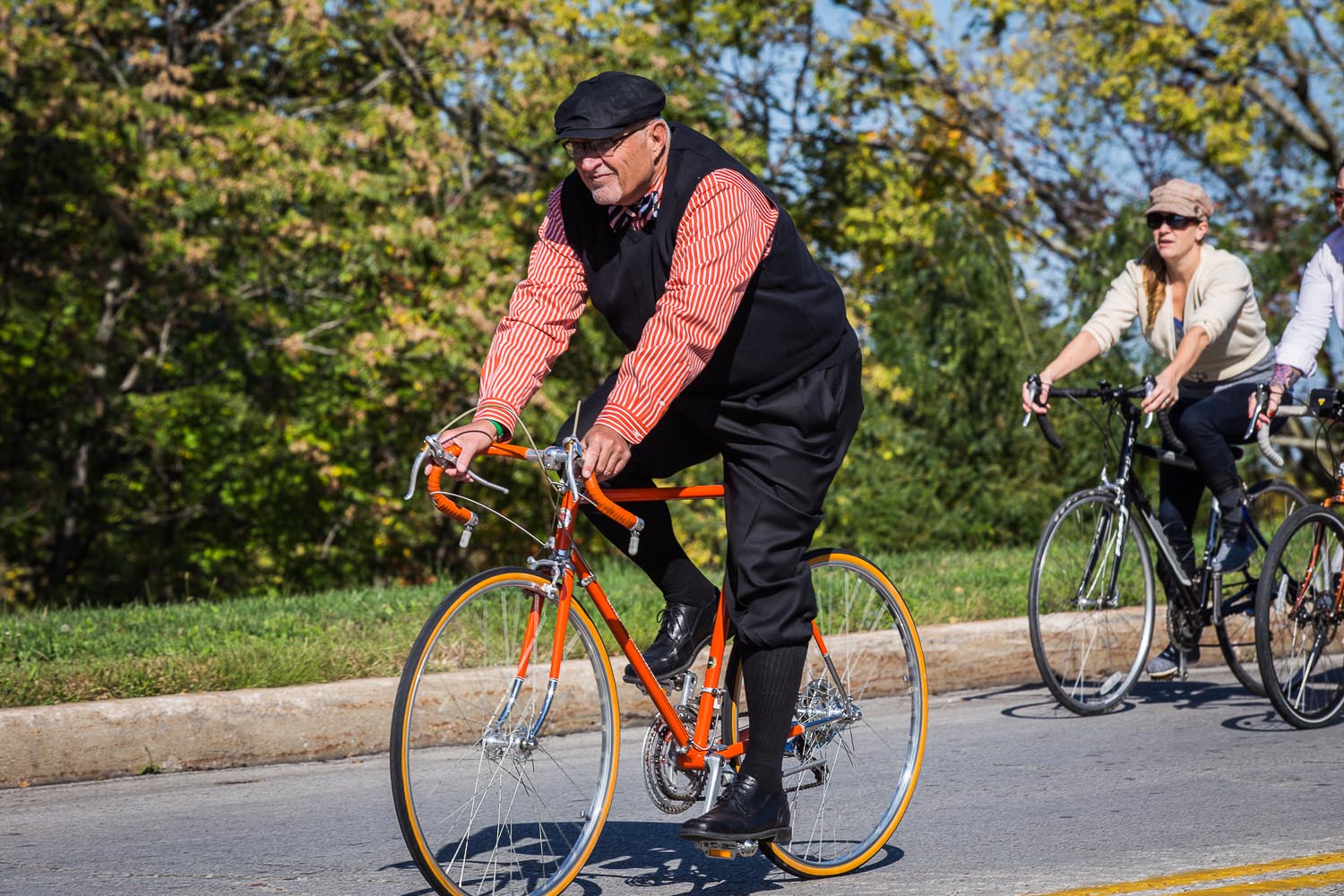 An leisurely roll through an elegant neighborhood.