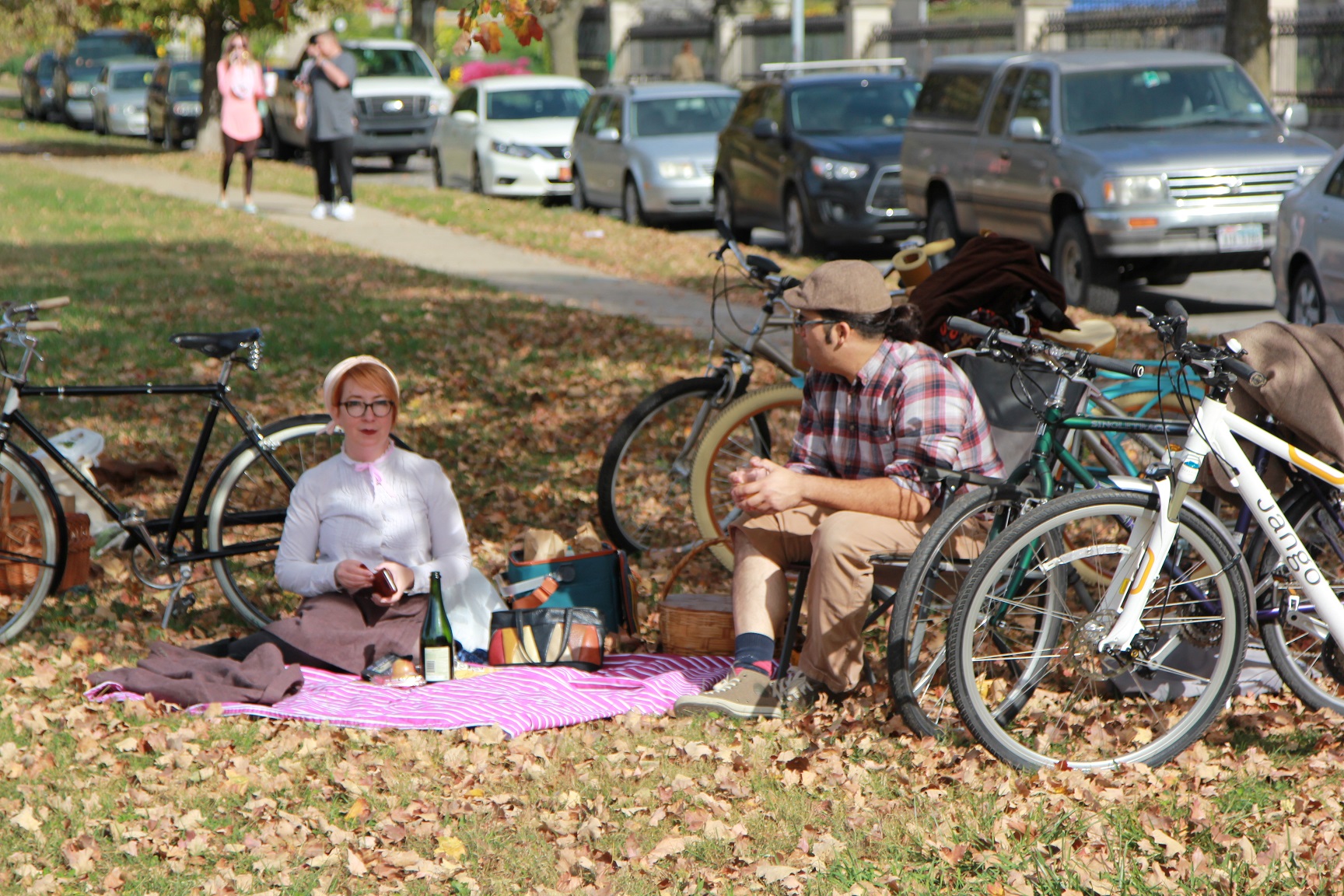 Ruth Anne enjoys a stylish picnic.
