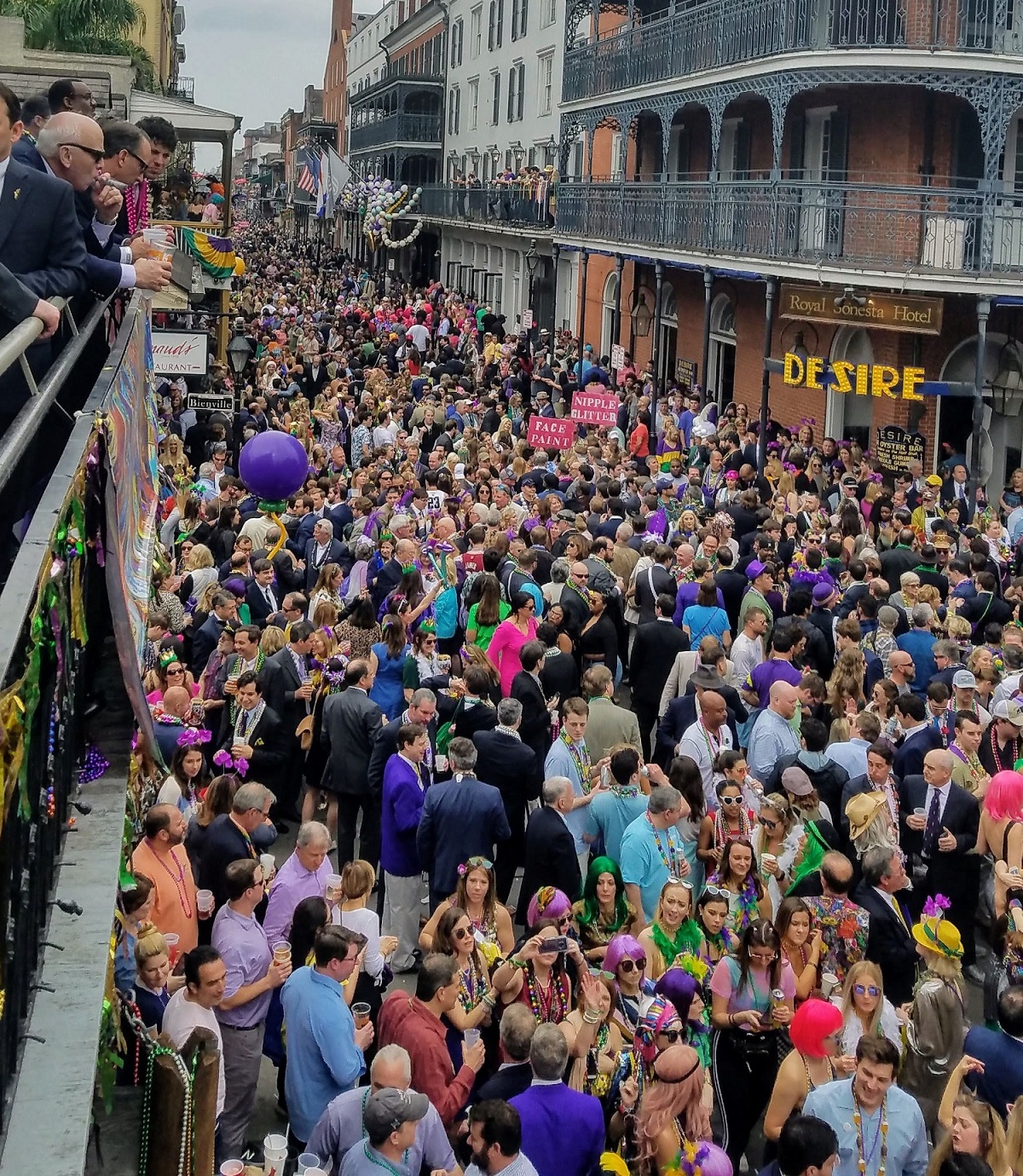 Mardi Gras Balcony Guests