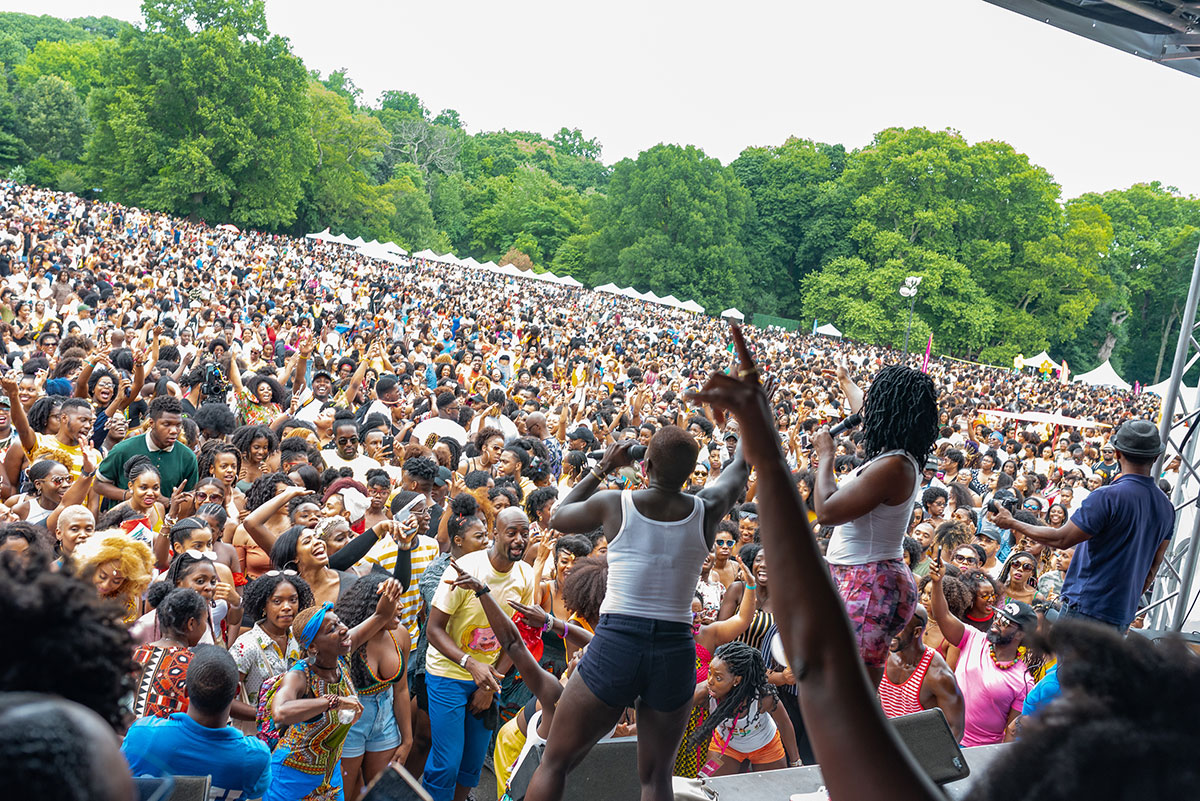 Photo of CURLFEST Crowd