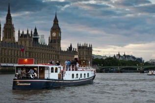 London river thames