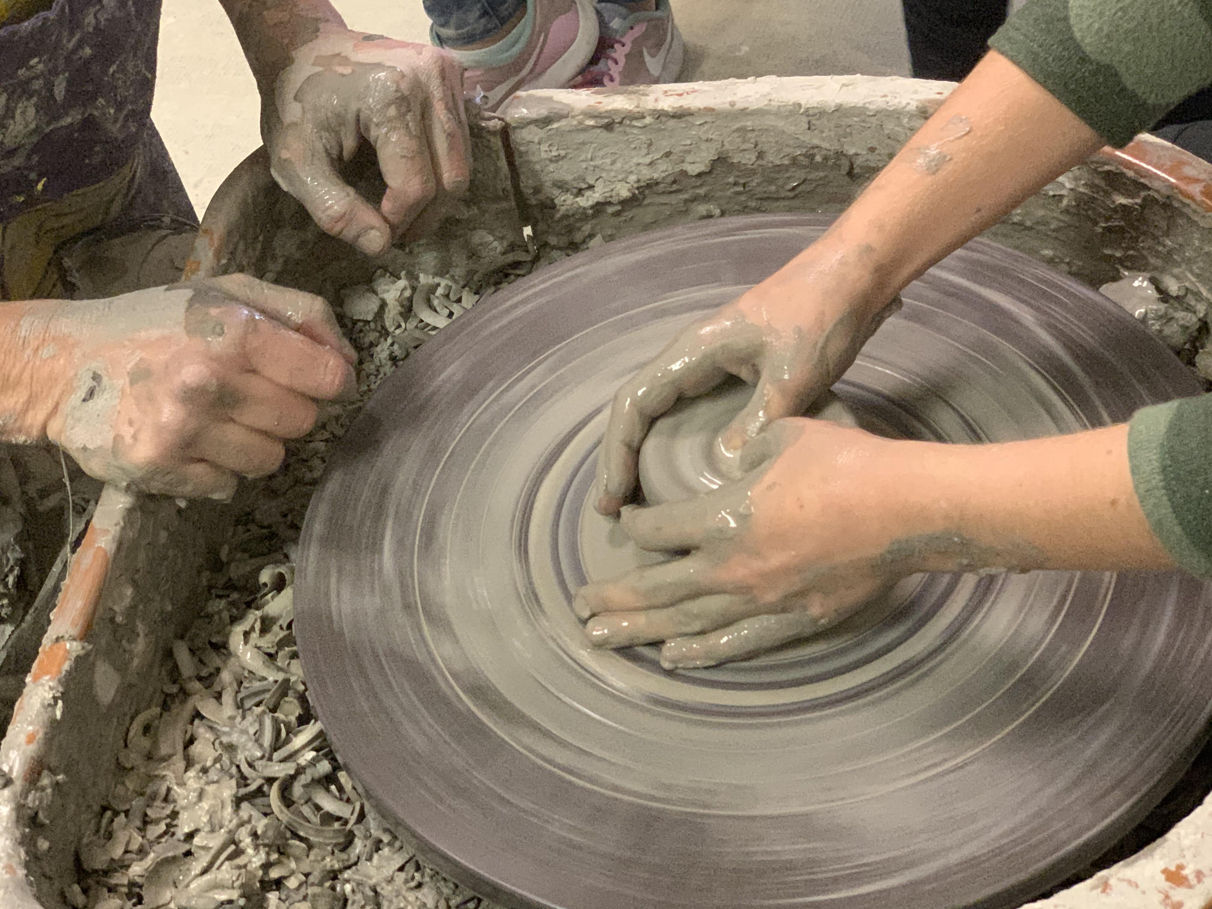 Art and pottery camp