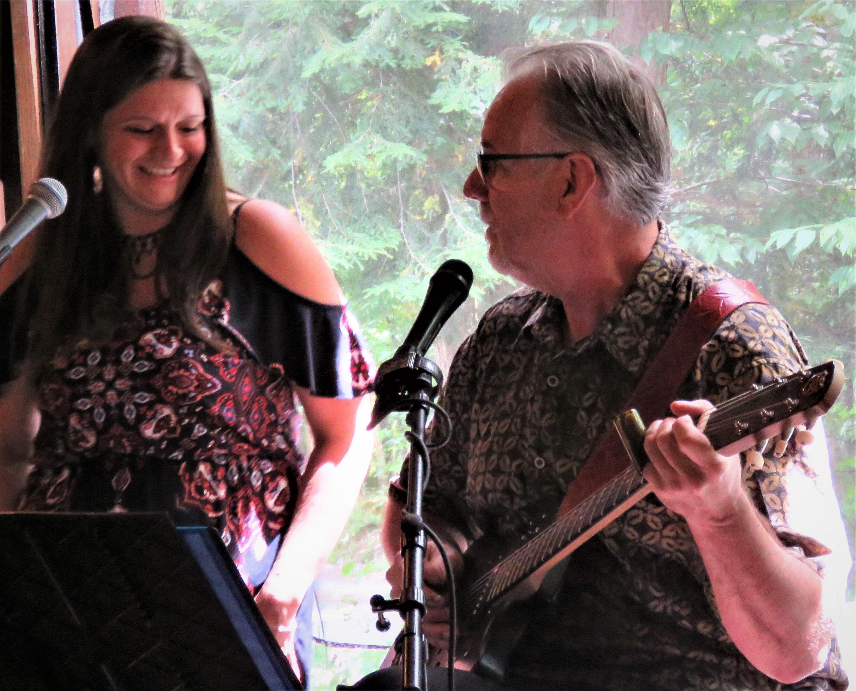 Mark & Jill Sing The Blues At Ledge Rock Hill Winery