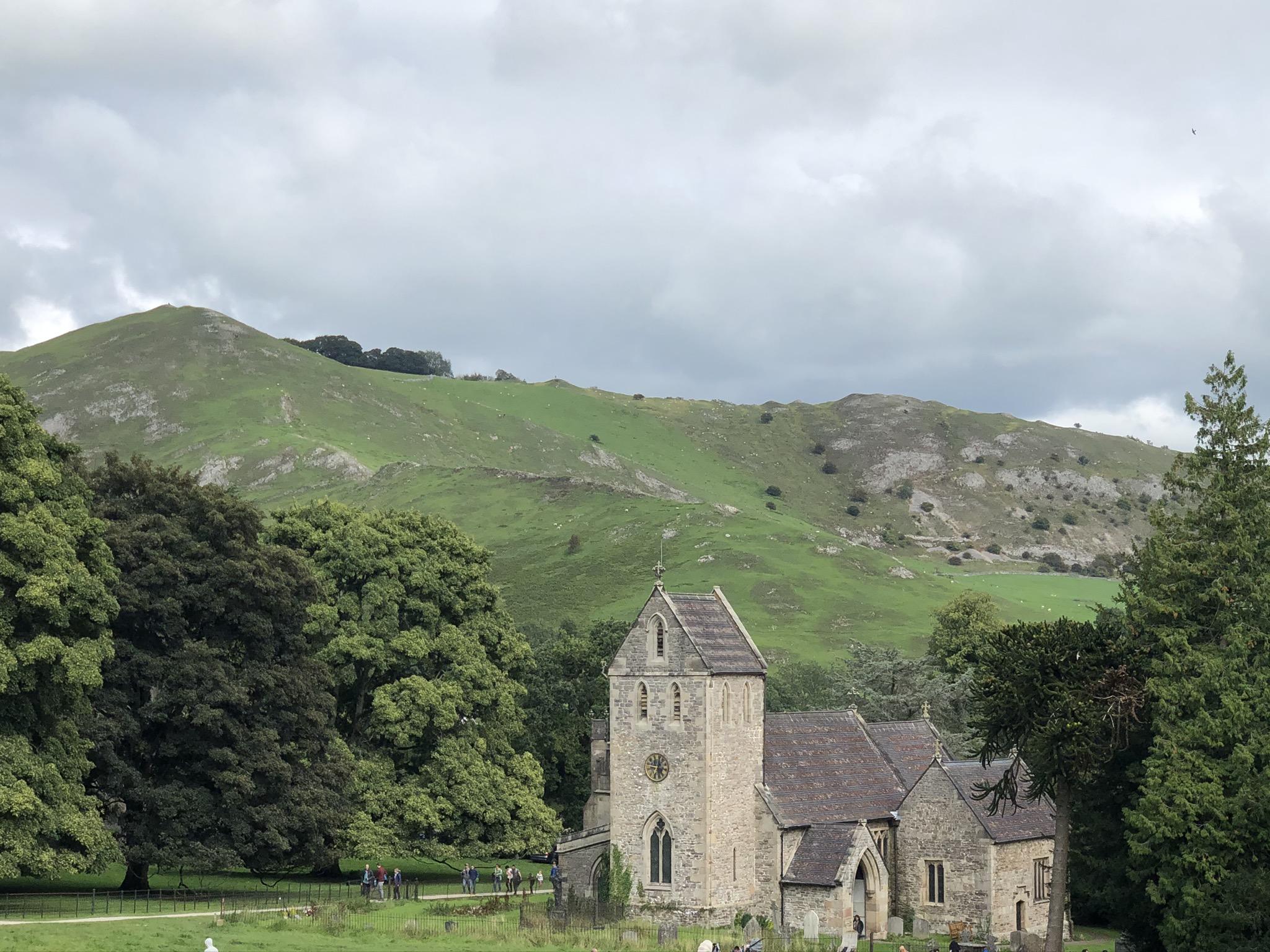 10 Mile circular walk from Ashbourne going to Ilam, Dovedale, Thorpe Cloud.