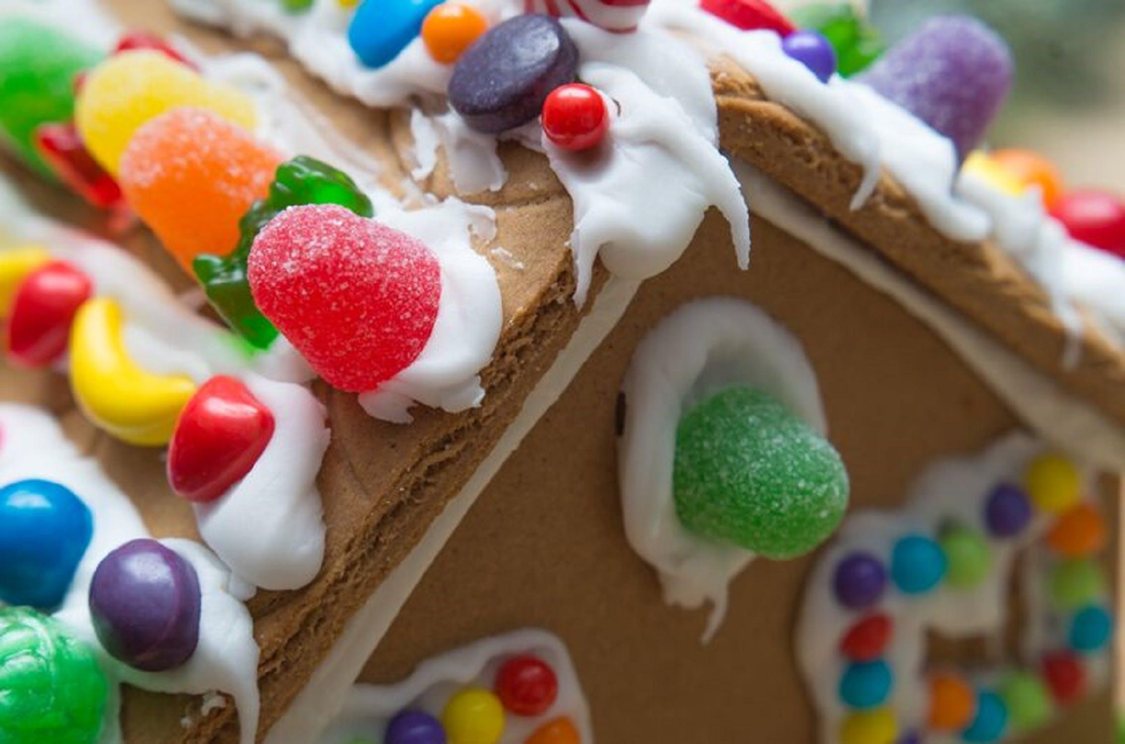 Make Your Own Gingerbread House - Dapto Library
