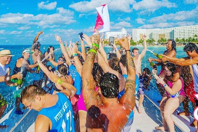 Miami Boat Party - South Beach Booze Cruise