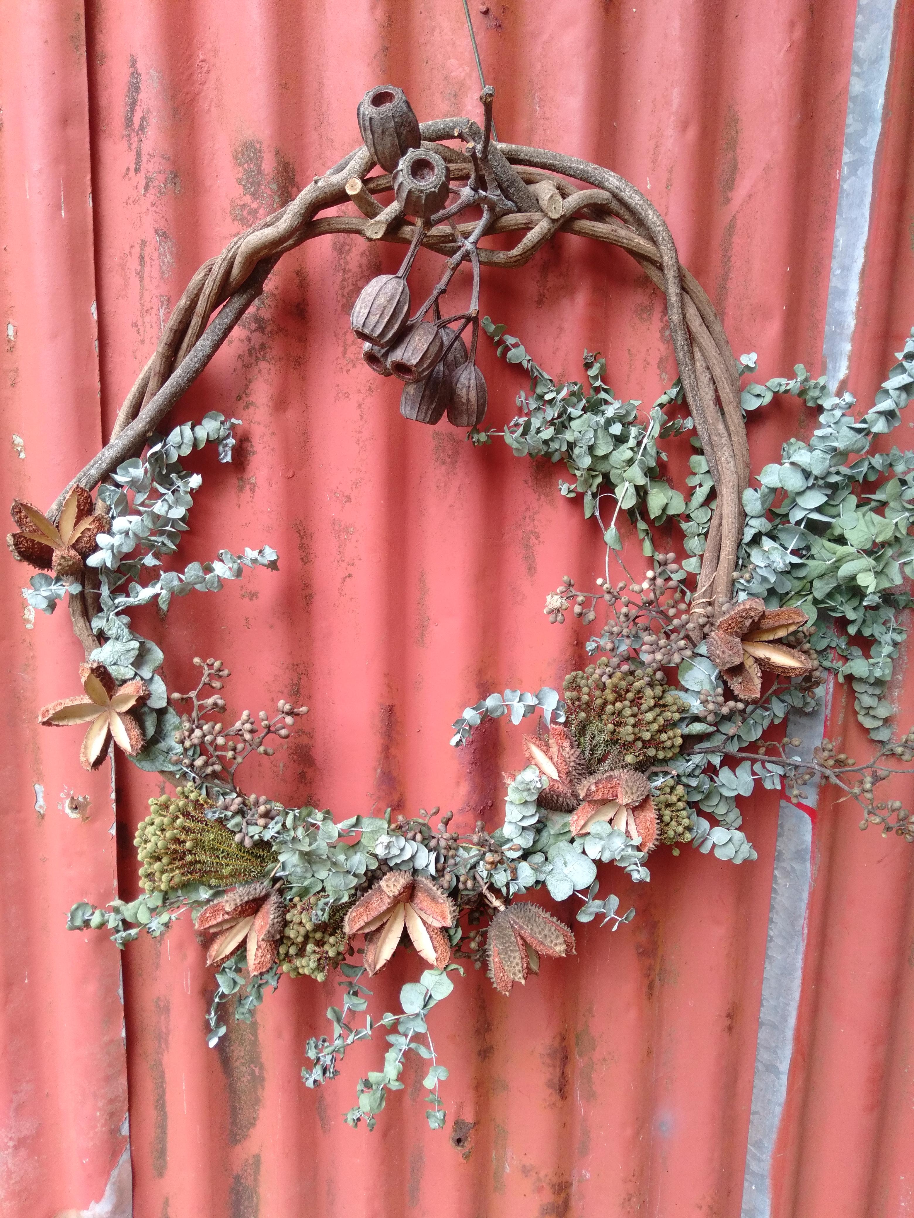 Make a Bush Christmas Wreath with Cindy Wood