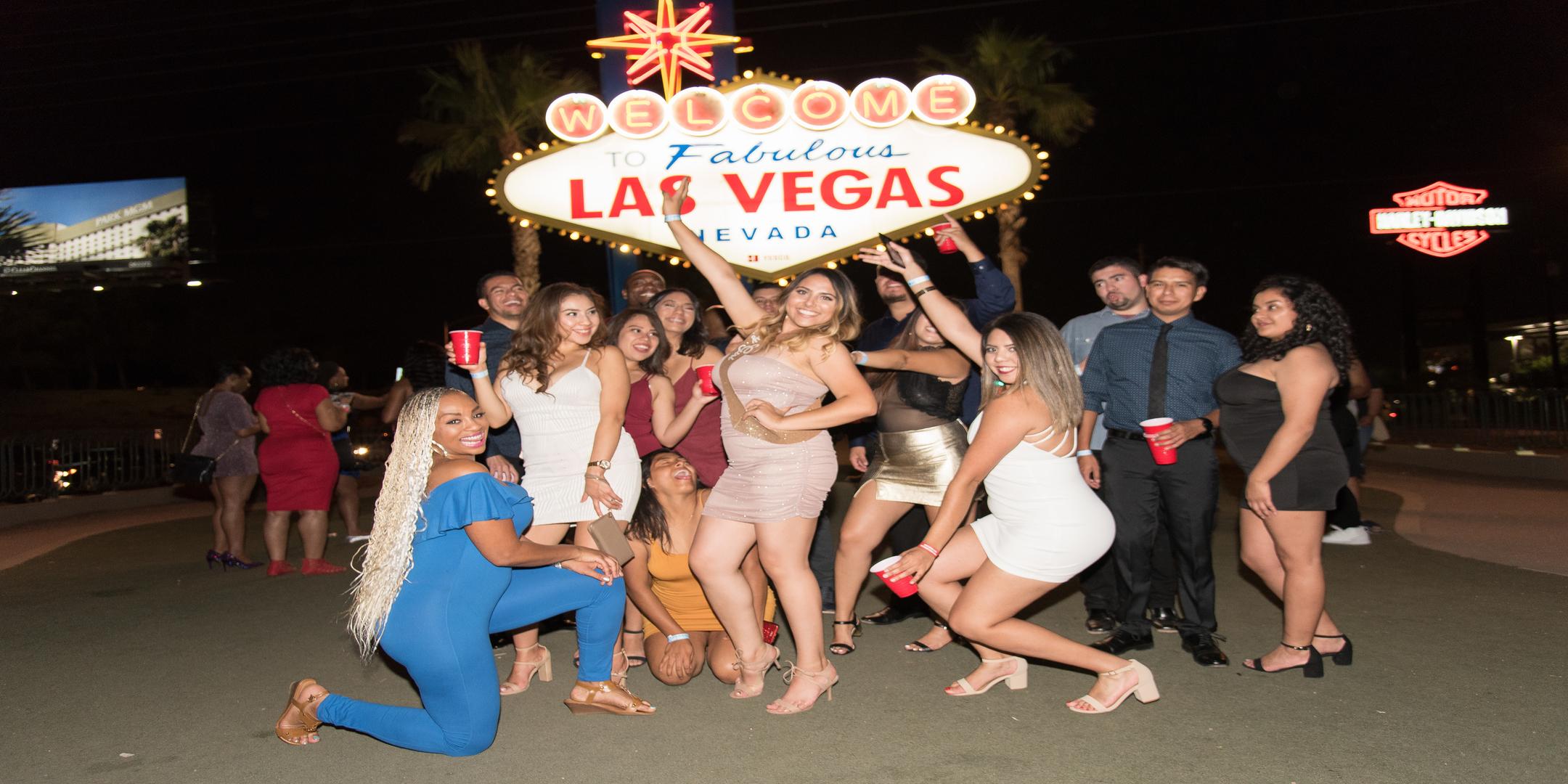 The Best Party Bus Club Crawl In Vegas (Saturday)