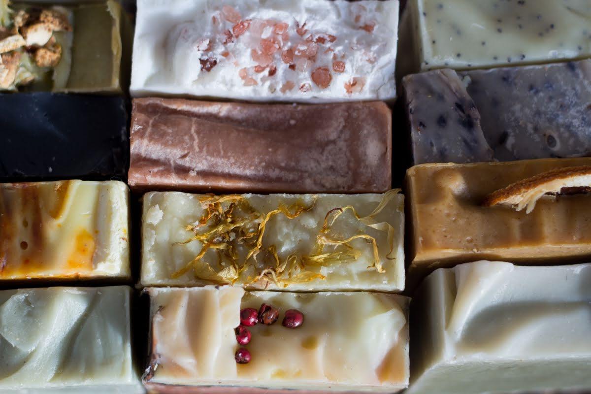 Soapmaking Workshop Wildflowers And Botanicals In Cold Process Soap