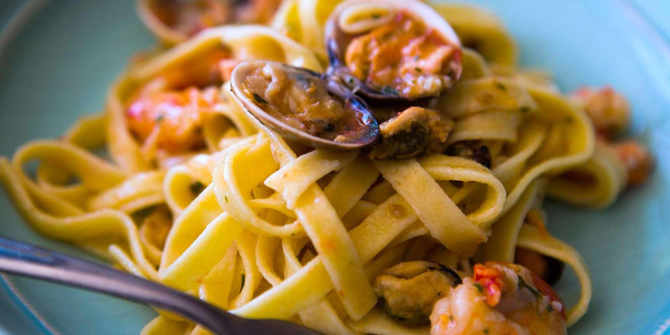 Classic Italian Seafood Feast - Cooking Class by Cozymeal™