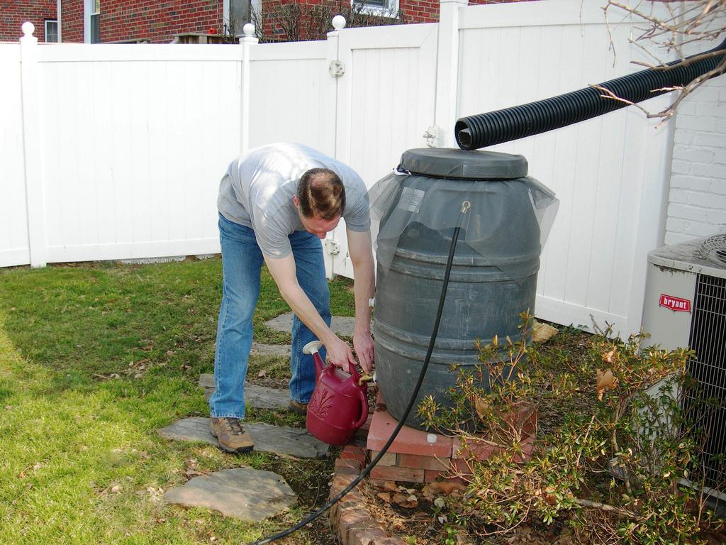 Watering Wisely: Tips on managing water to reduce use and runoff