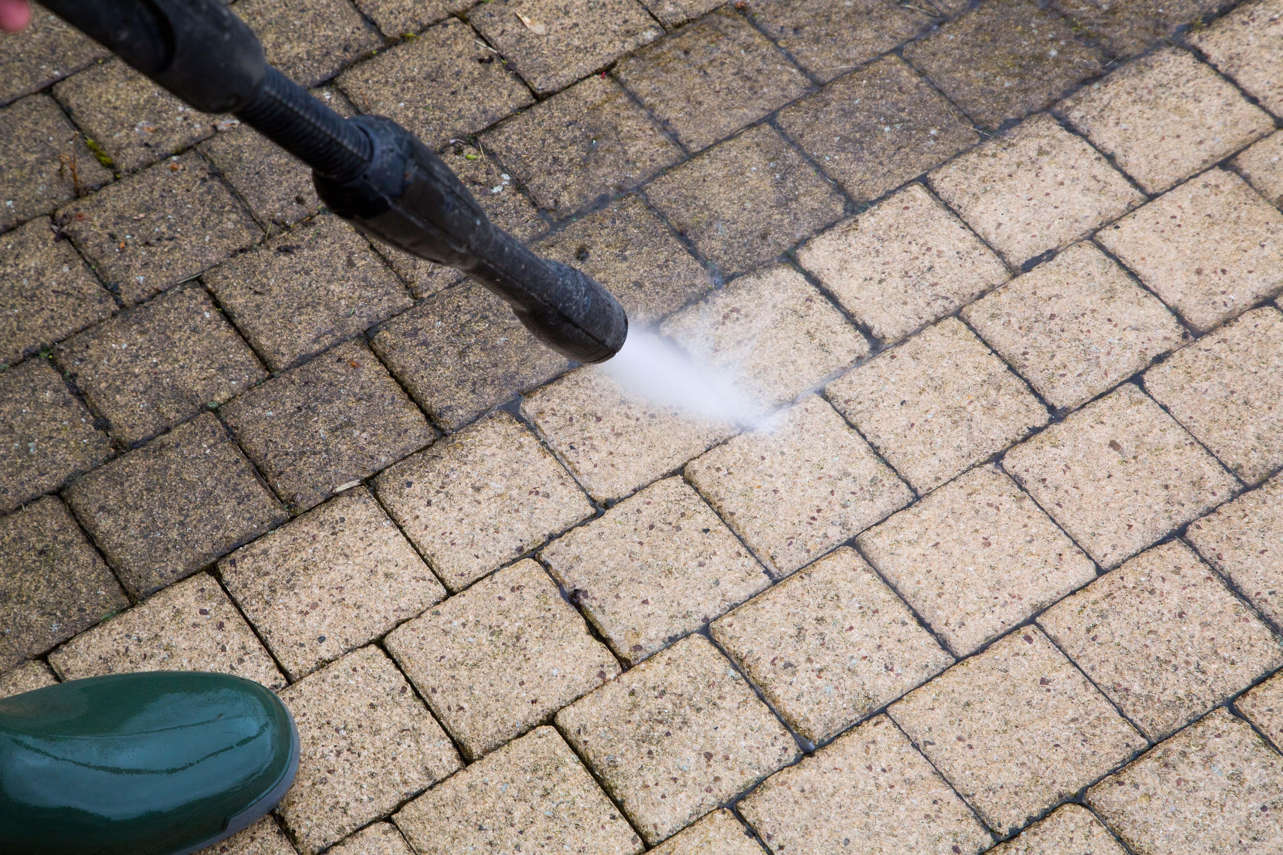 Continuing Education - Pressure Washing Residential Properties