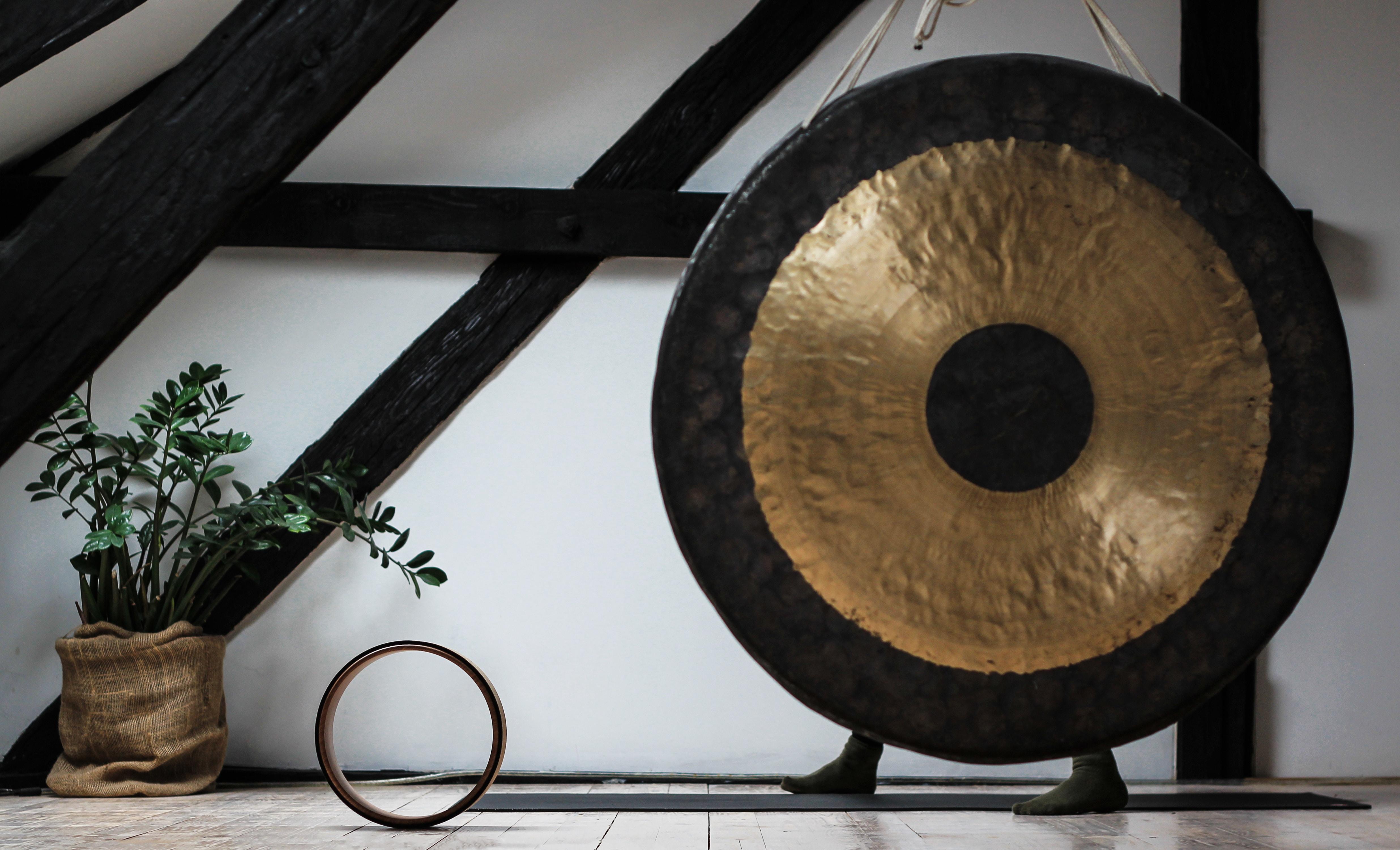 The Nucleus of Sound: An Extended Gong Bath