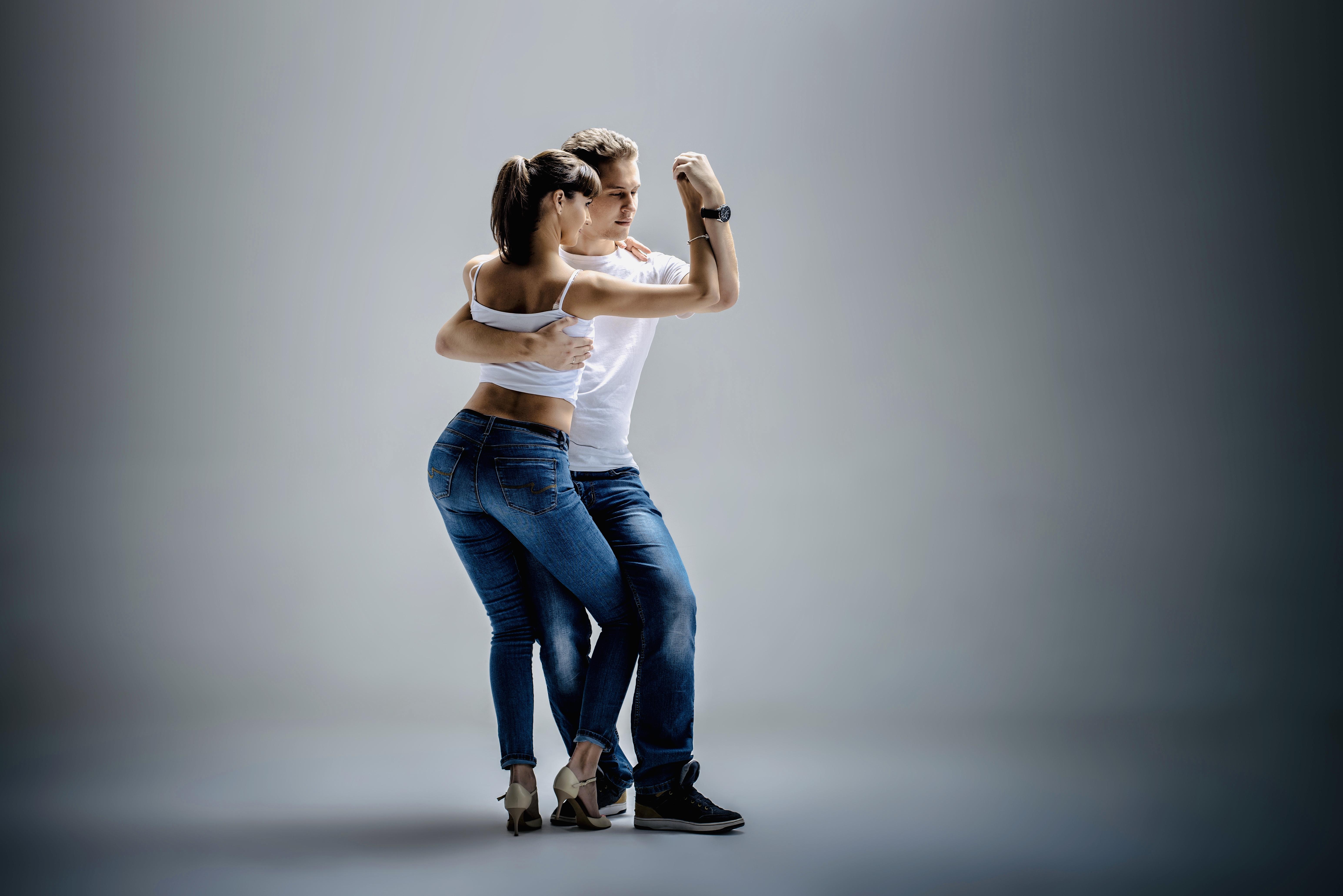 Bachata or Salsa Dancing - 1 Hr Private Lesson - Introductory Special