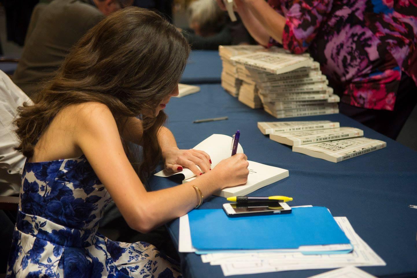 How to Plan a Bestselling Book Tour