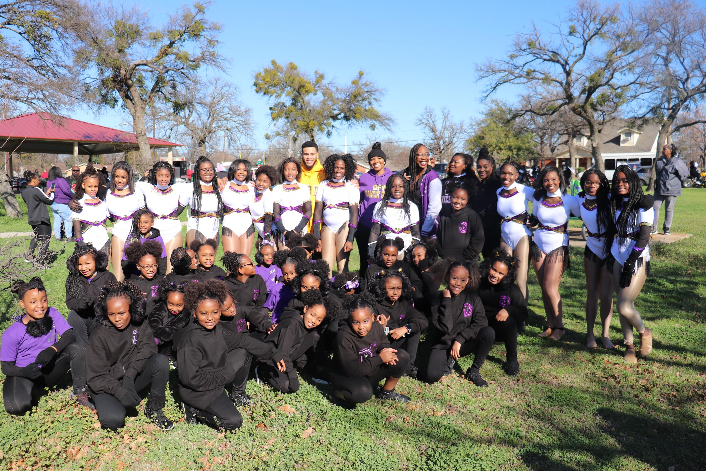 MAJORETTE DANCE TEAM- DFW DANCIN DIVA'S- MINI DIVA'S OPEN ENROLLMENT