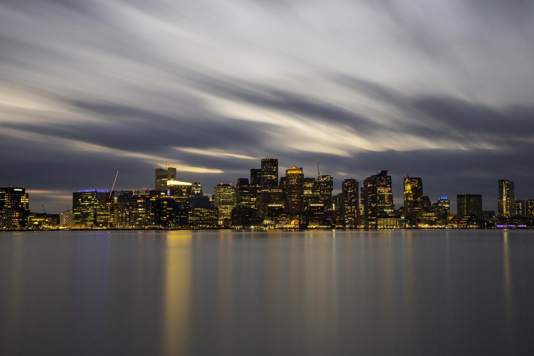Hunt's Photo Walk: Long Exposures of the Boston Skyline and more