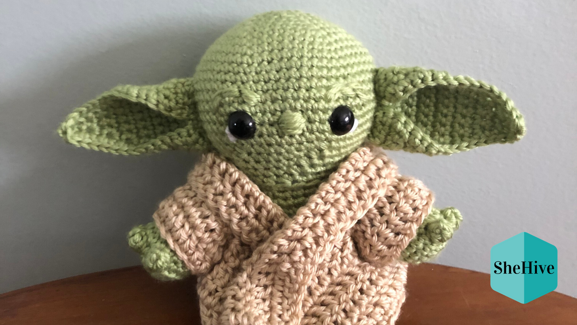 Crochet Amigurumi Class: Adorable Baby Yoda!